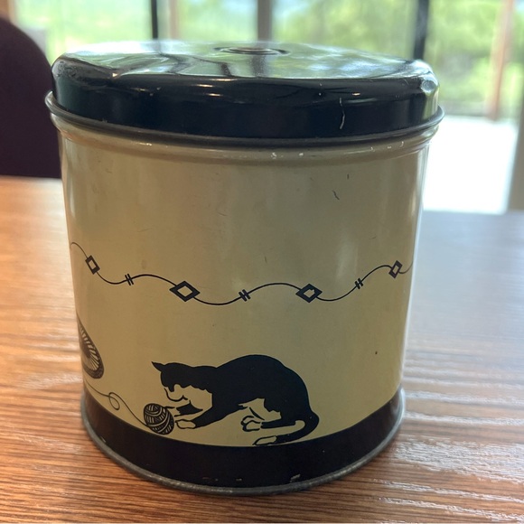 Vintage string holder - Picture 3 of 7